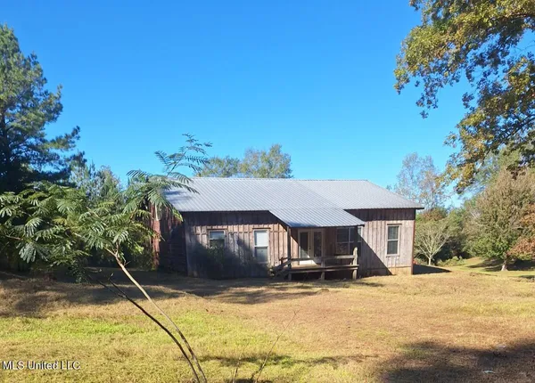 $89,000 | 1401 Hopoca Road, Carthage, MS 39051