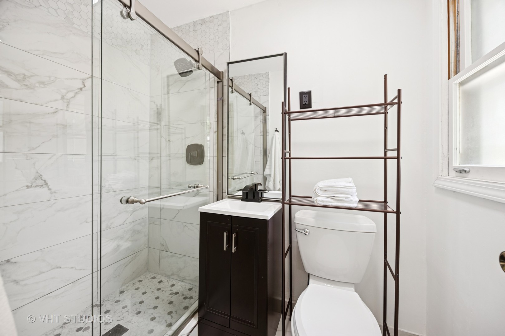 125 Barrypoint Road Riverside, IL 60546 - Photo 14 of 30 a bathroom with a granite countertop sink toilet and shower