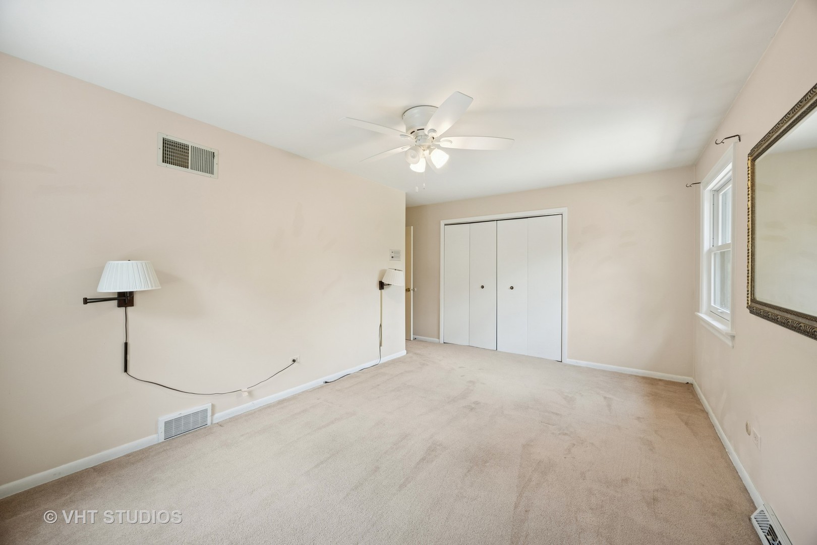 125 Barrypoint Road Riverside, IL 60546 - Photo 16 of 30 a view of an empty room with a window
