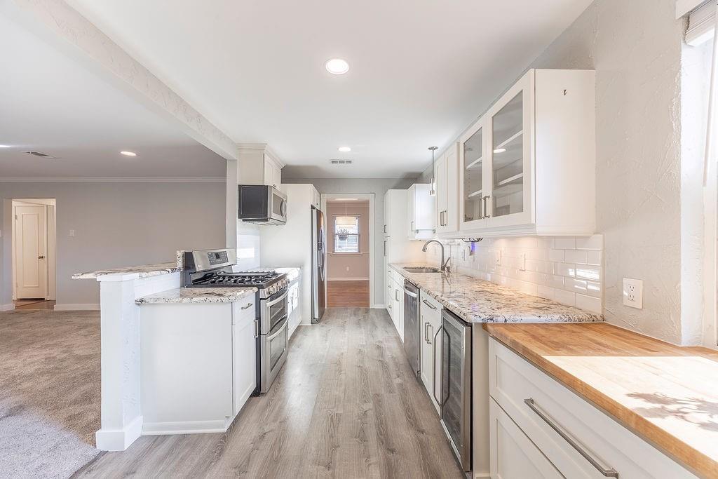 8415 Hunnicut Road Dallas, TX 75228 - Photo 14 of 39