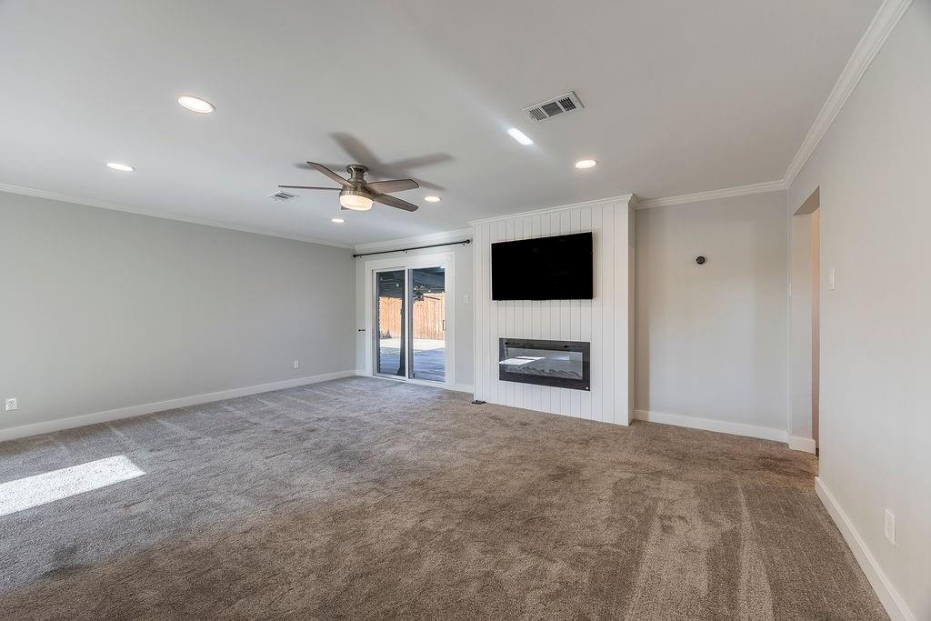 8415 Hunnicut Road Dallas, TX 75228 - Photo 23 of 39