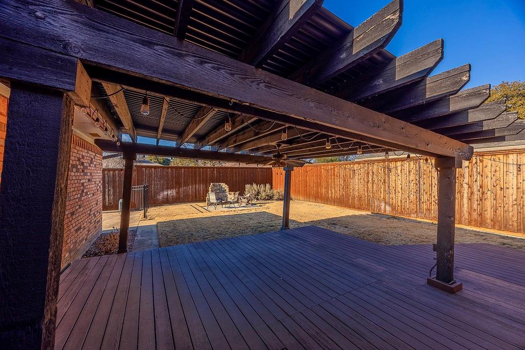 8415 Hunnicut Road Dallas, TX 75228 - Photo 7 of 39