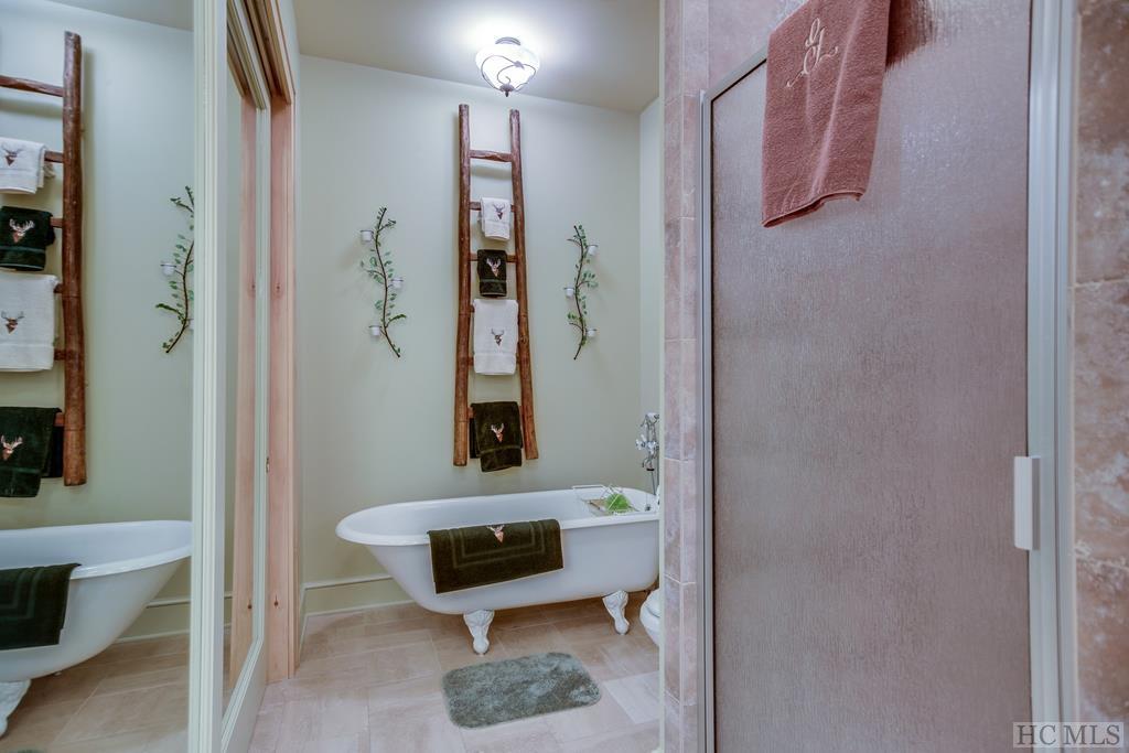 476 Eagle Ridge Road Sapphire, NC 28774 - Photo 33 of 47 Gallery Image 33