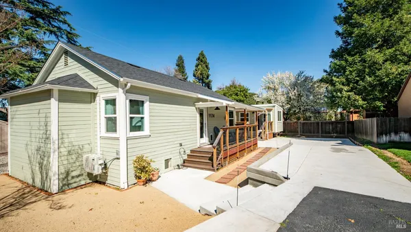 $692,000 | 1174 Victory Lane, Concord, CA 94520