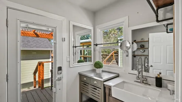 $692,000 | 1174 Victory Lane, Concord, CA 94520