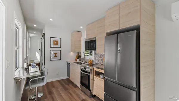 $692,000 | 1174 Victory Lane, Concord, CA 94520