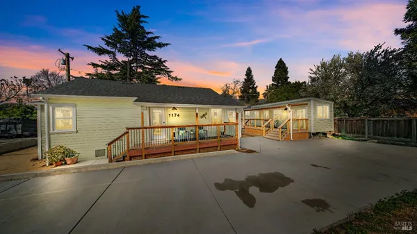 $692,000 | 1174 Victory Lane, Concord, CA 94520