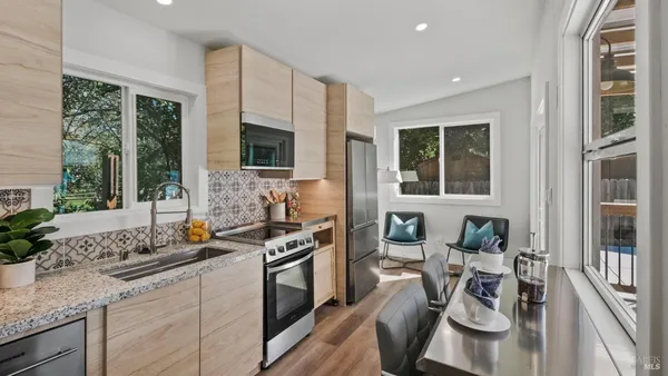 $692,000 | 1174 Victory Lane, Concord, CA 94520