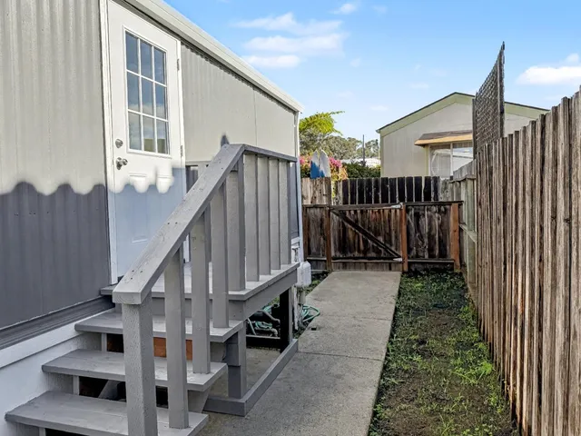 $174,000 | 170 West Cliff Drive, Unit 74, Santa Cruz, CA 95060