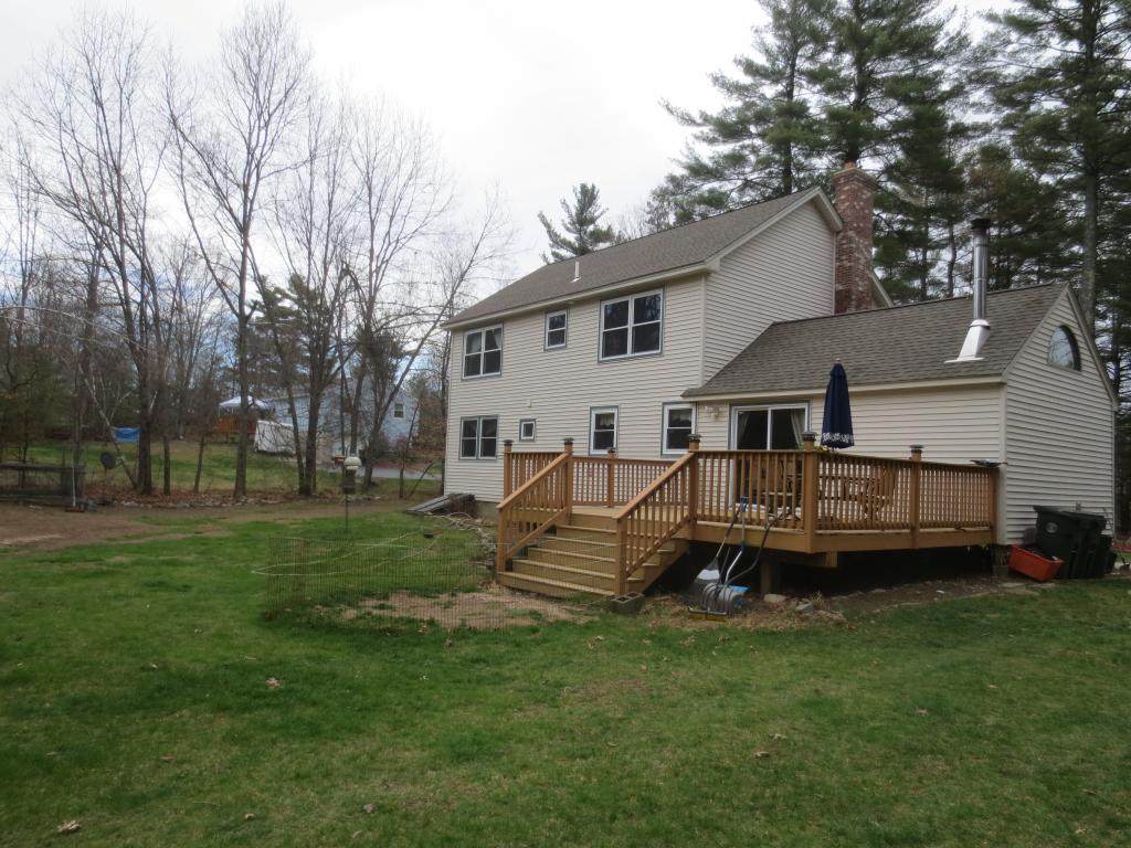 75 Auburn Road Londonderry, NH 03053 - Photo 3 of 36