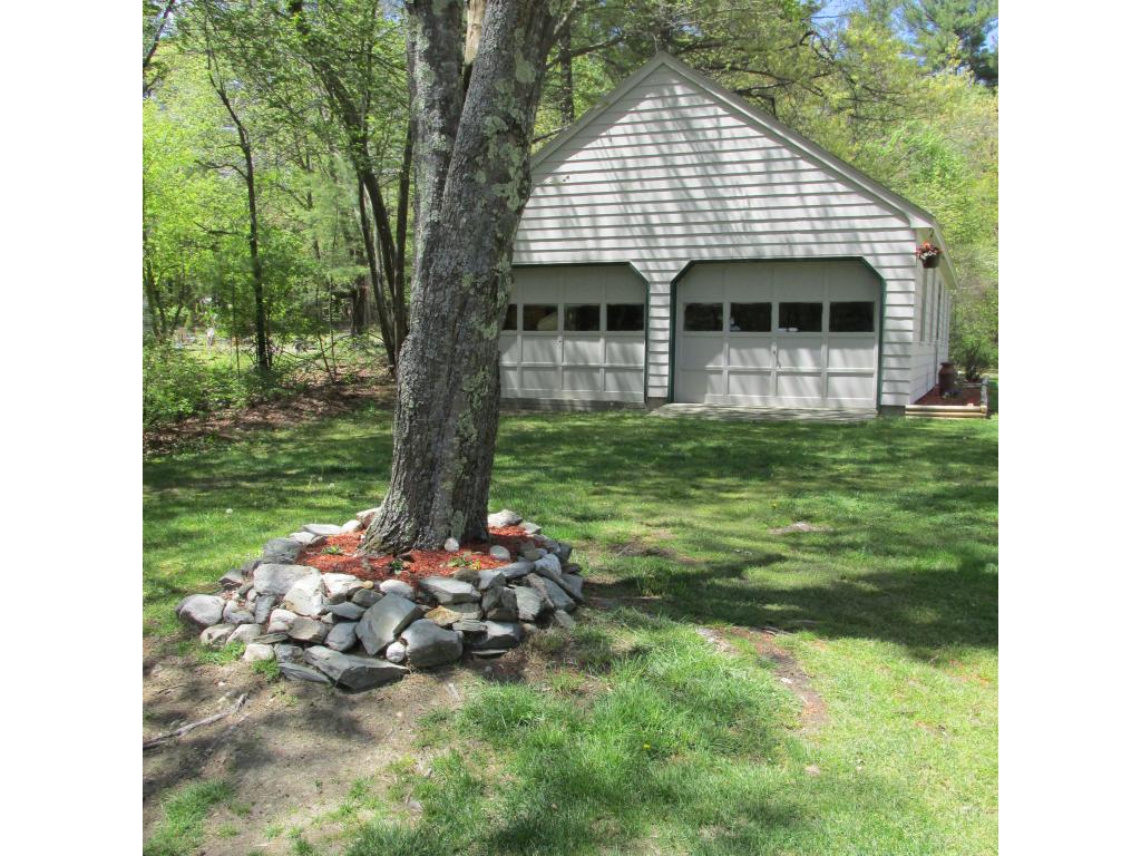 75 Auburn Road Londonderry, NH 03053 - Photo 32 of 36