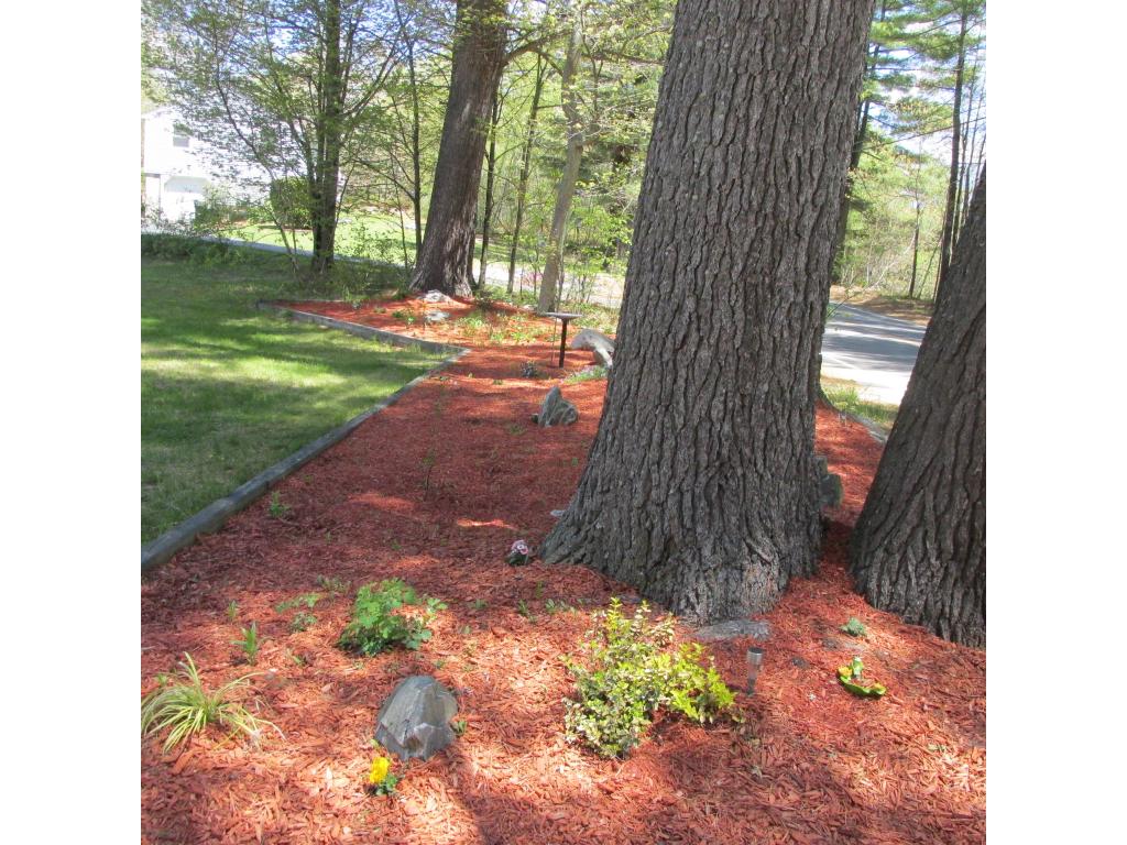 75 Auburn Road Londonderry, NH 03053 - Photo 33 of 36