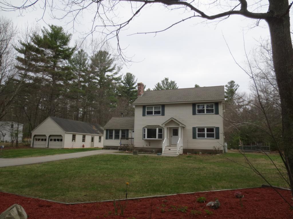 75 Auburn Road Londonderry, NH 03053 - Photo 5 of 36