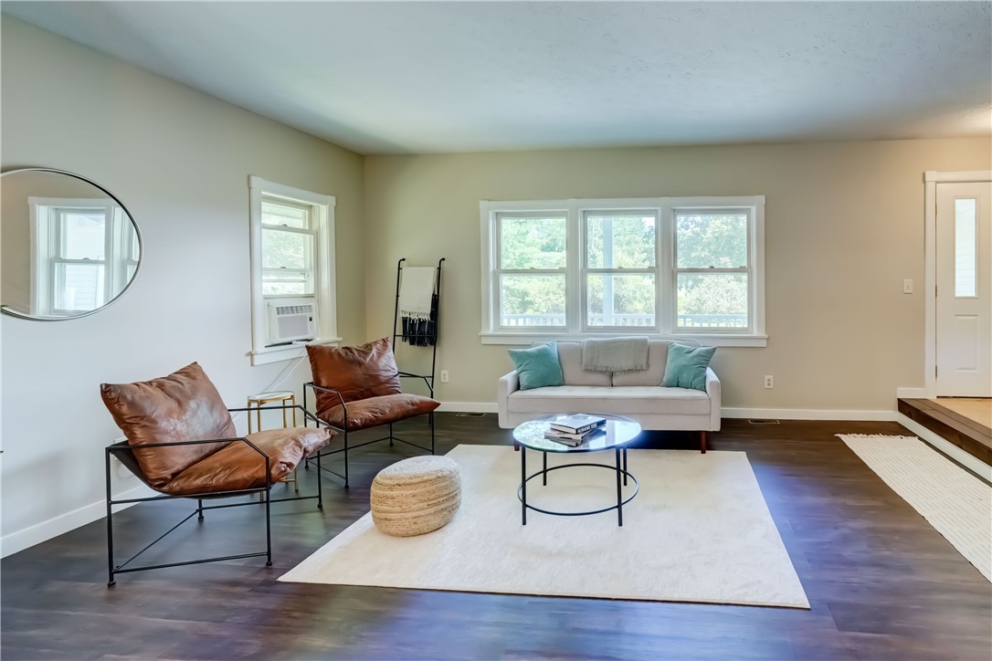 5659 Slocum Road Ontario, NY 14519 - Photo 8 of 41