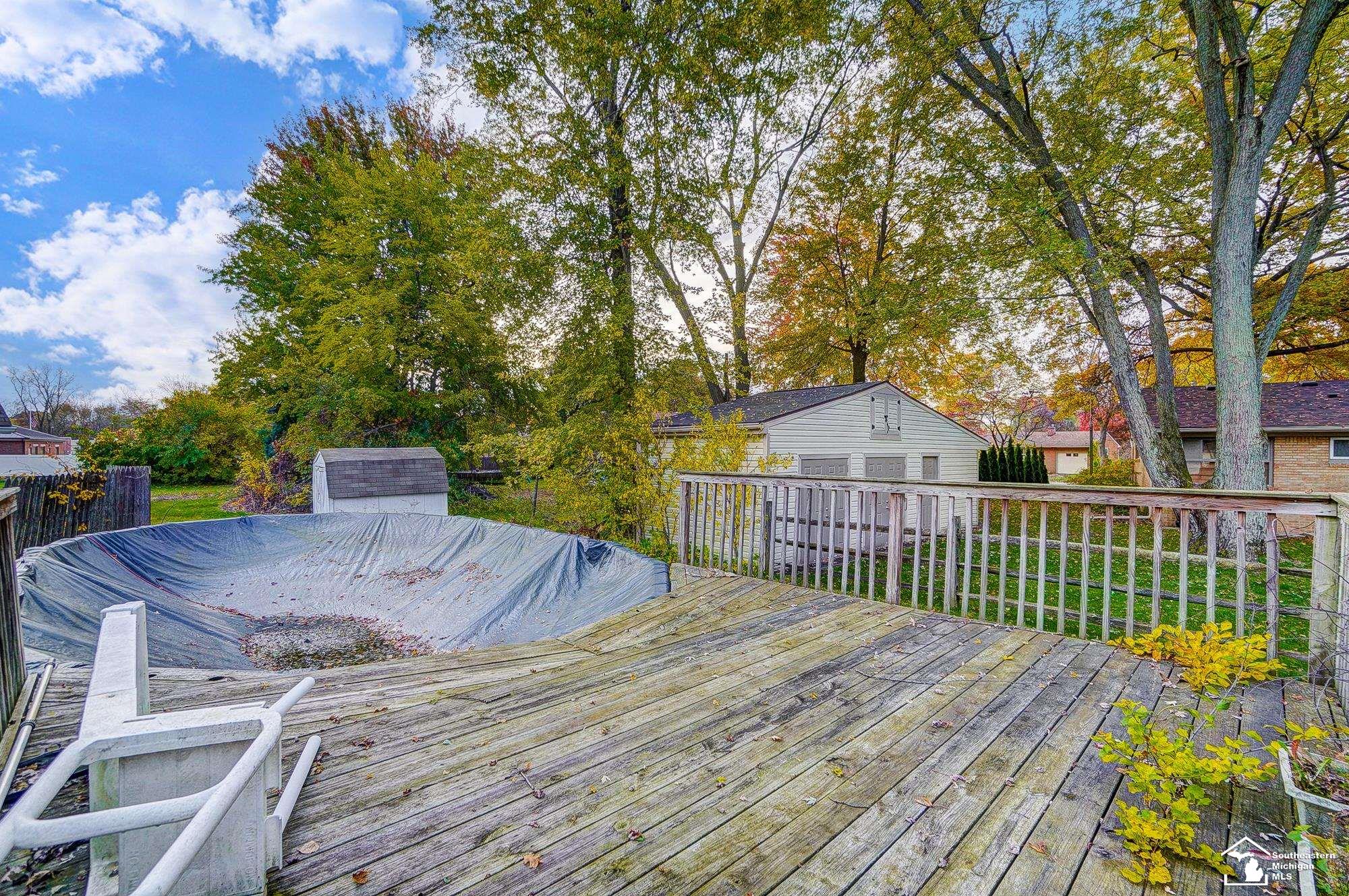 1079 West Sterns Road Temperance, MI 48182 - Photo 31 of 34 50126127-30.JPG