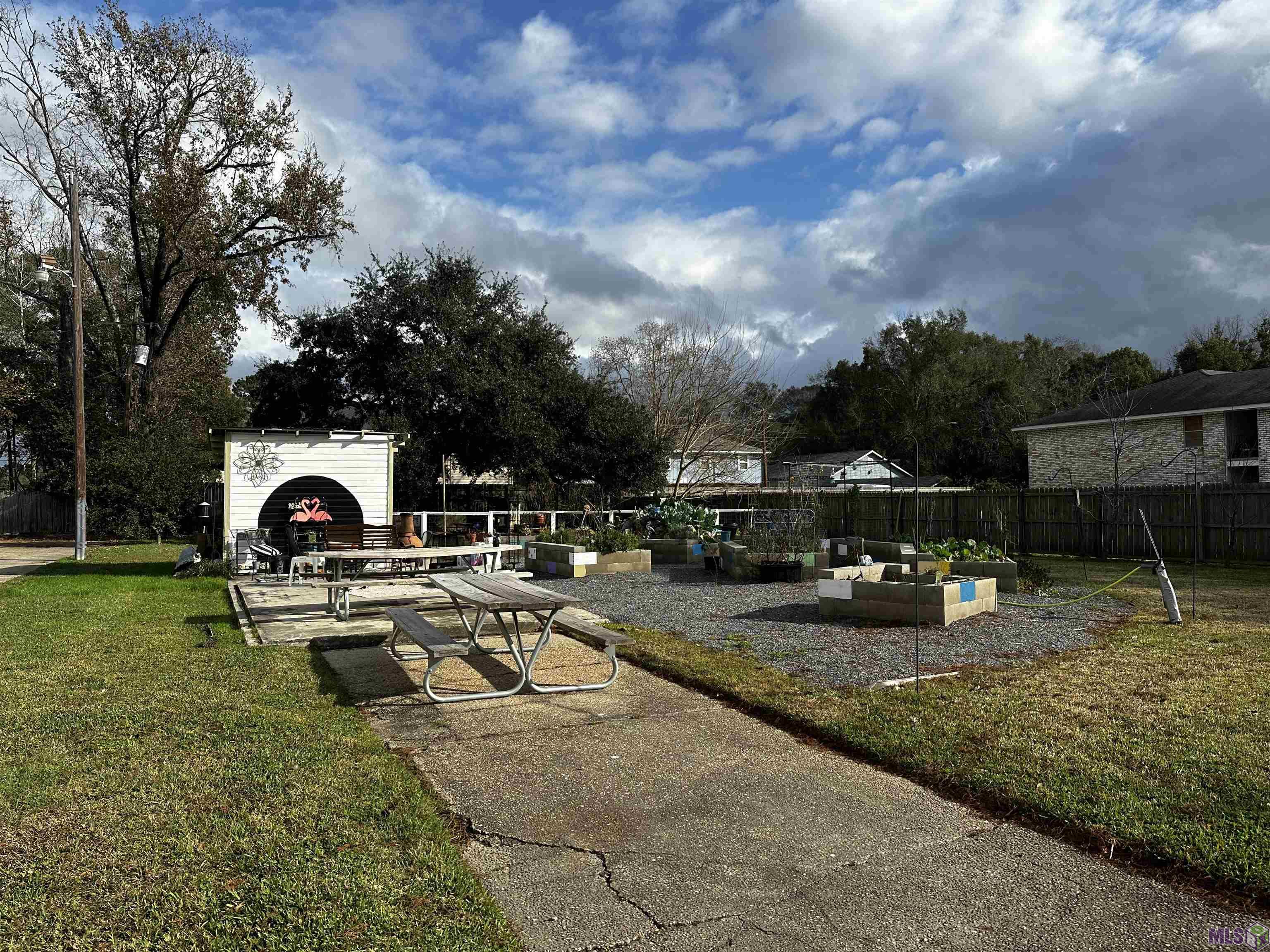 151 Richland Avenue, Unit 6 Baton Rouge, LA 70806 - Photo 3 of 9