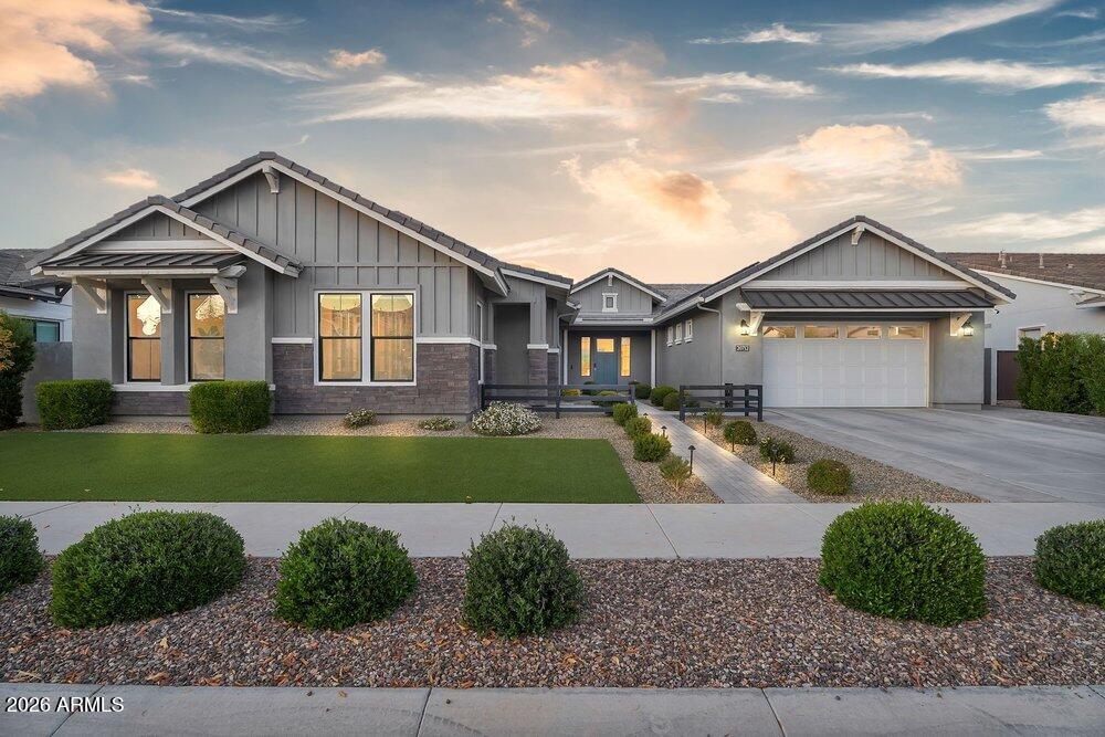 001_1-web-or-mls-dsc00663_200