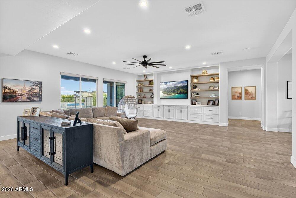 20712 East Marsh Road Queen Creek, AZ 85142 - Photo 16 of 72 016_12-web-or-mls-75-e_marsh_rd_363