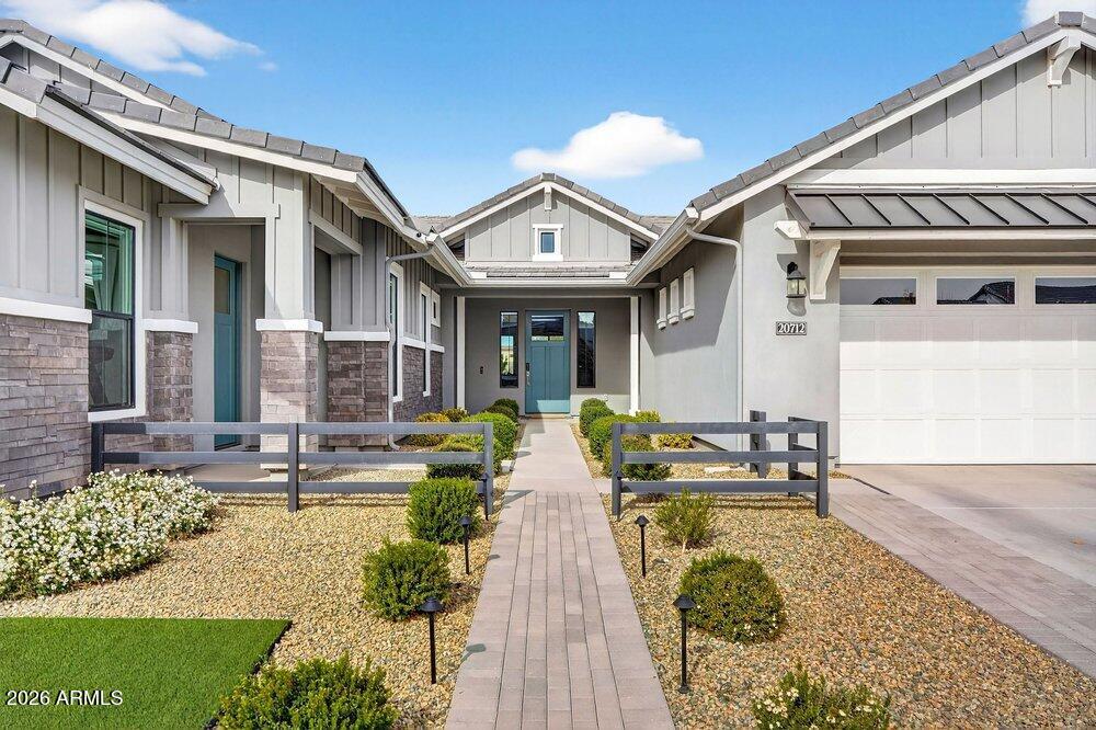 20712 East Marsh Road Queen Creek, AZ 85142 - Photo 5 of 72 005_7-web-or-mls-34-e_marsh_rd_199