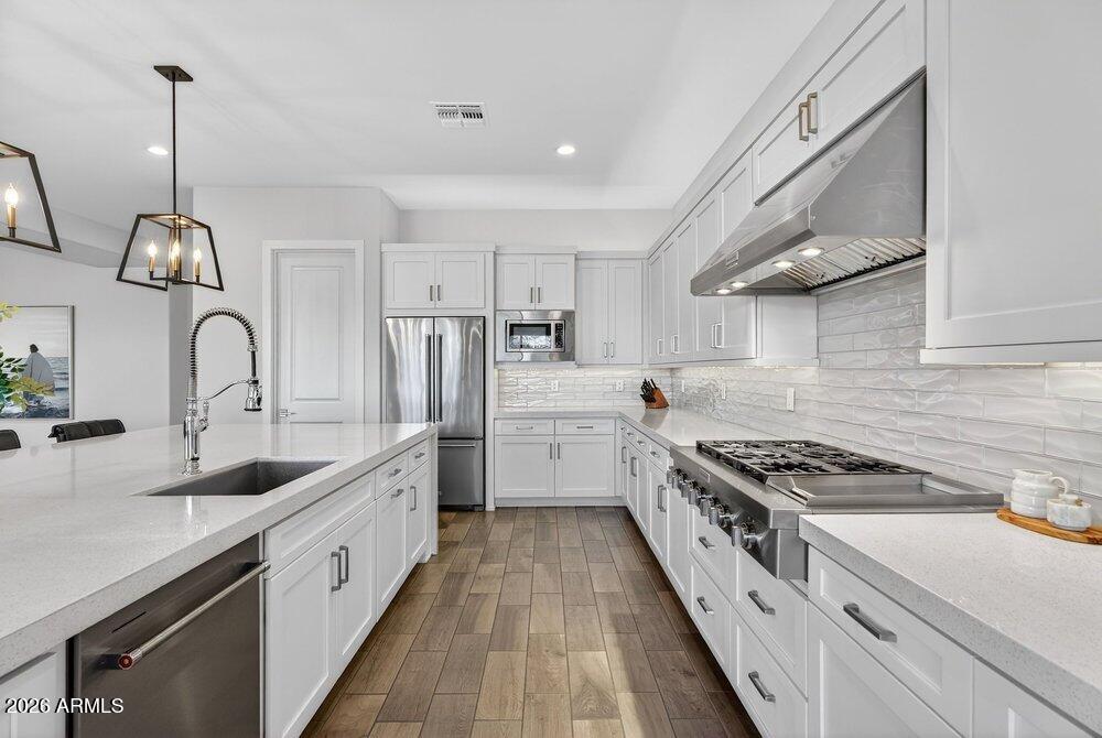 20712 East Marsh Road Queen Creek, AZ 85142 - Photo 8 of 72 008_31-web-or-mls-67-e_marsh_rd_395