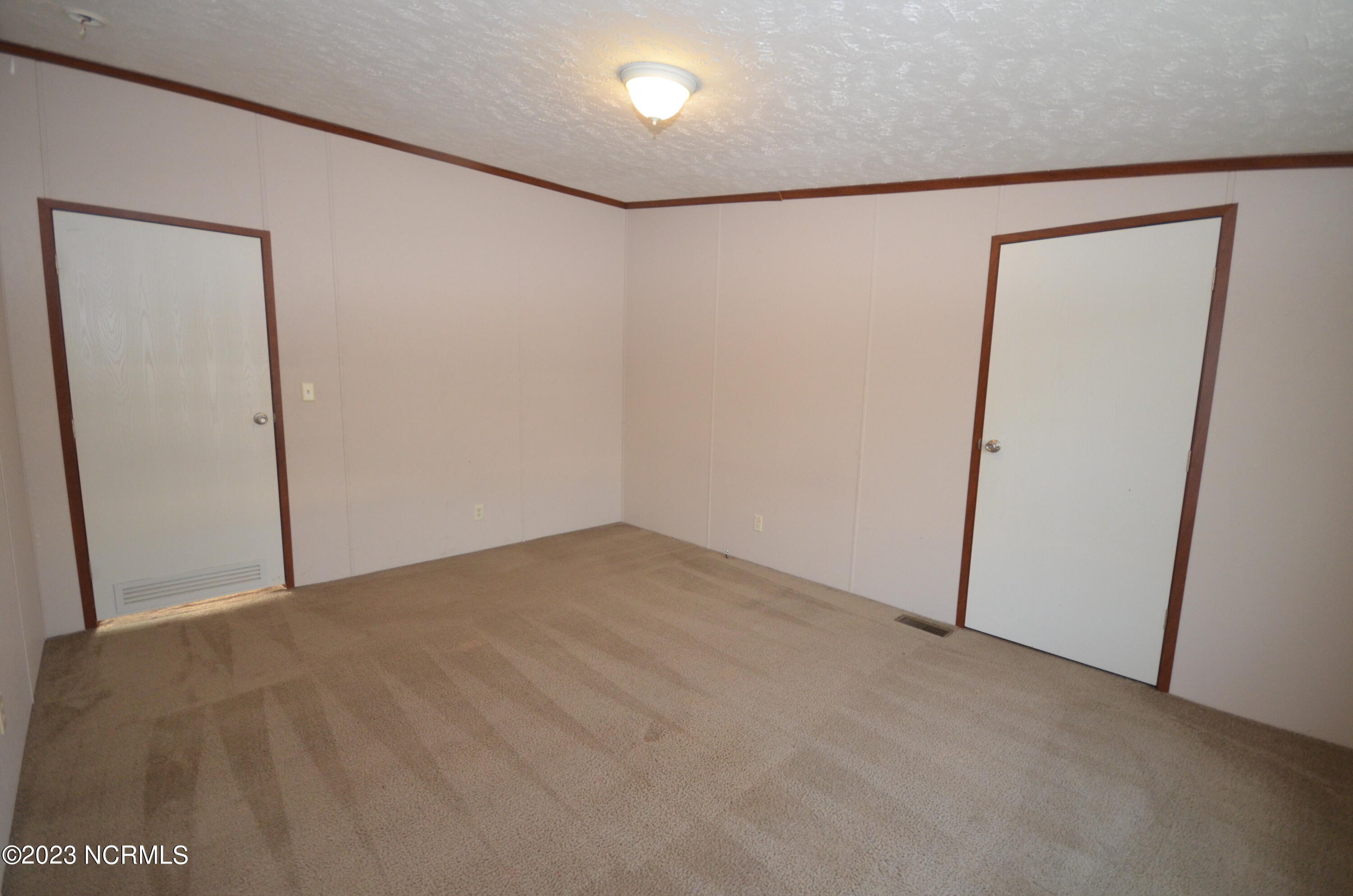 301 Country Pointe Road Pikeville, NC 27863 - Photo 16 of 28 DSC_0655