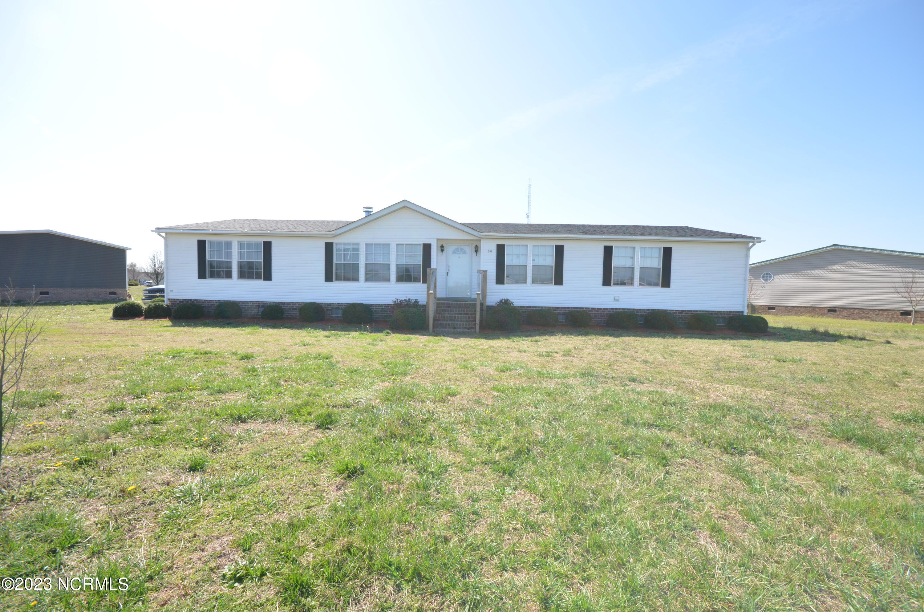 301 Country Pointe Road Pikeville, NC 27863 - Photo 24 of 28 DSC_0671