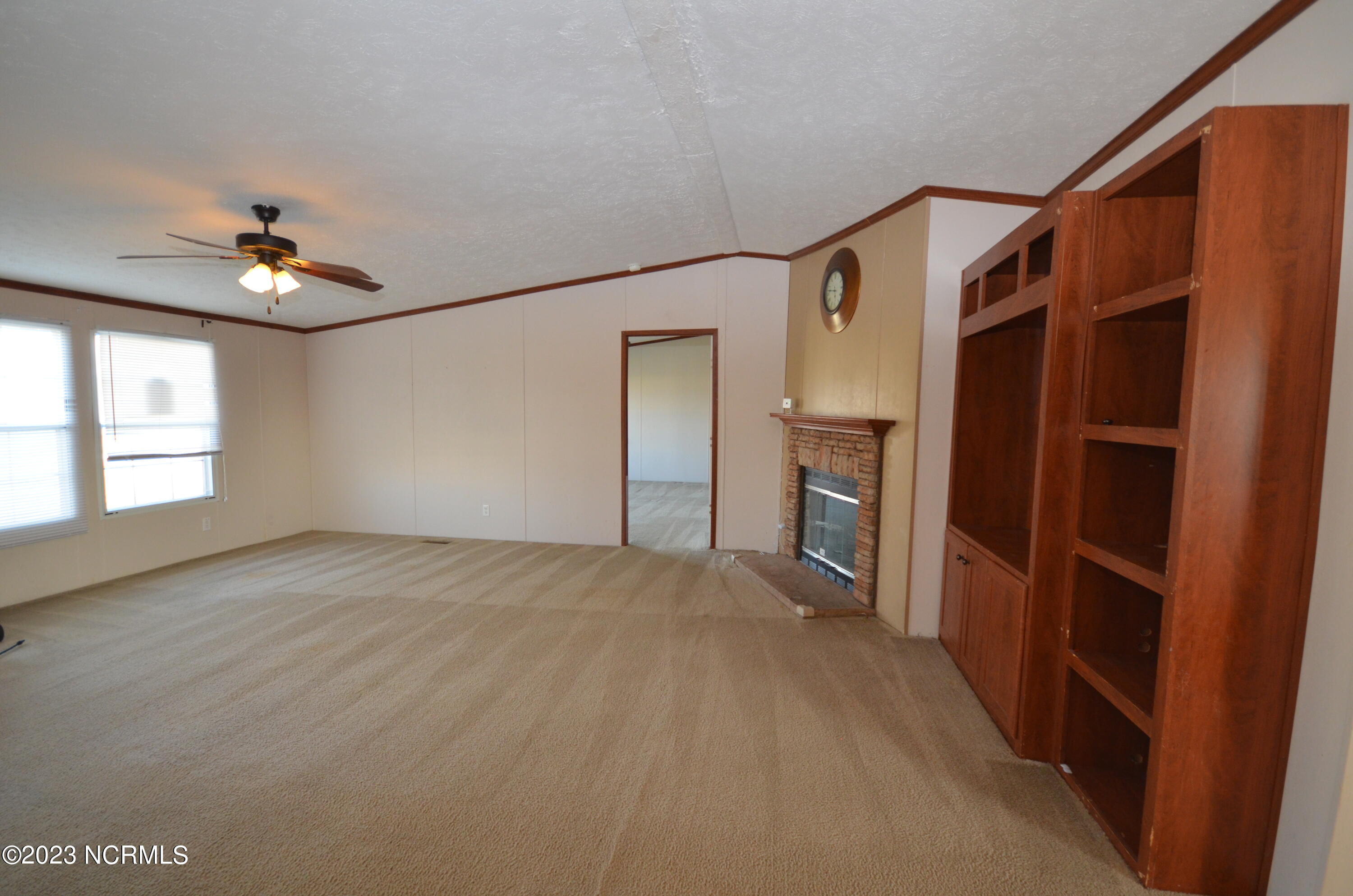 301 Country Pointe Road Pikeville, NC 27863 - Photo 5 of 28 DSC_0636