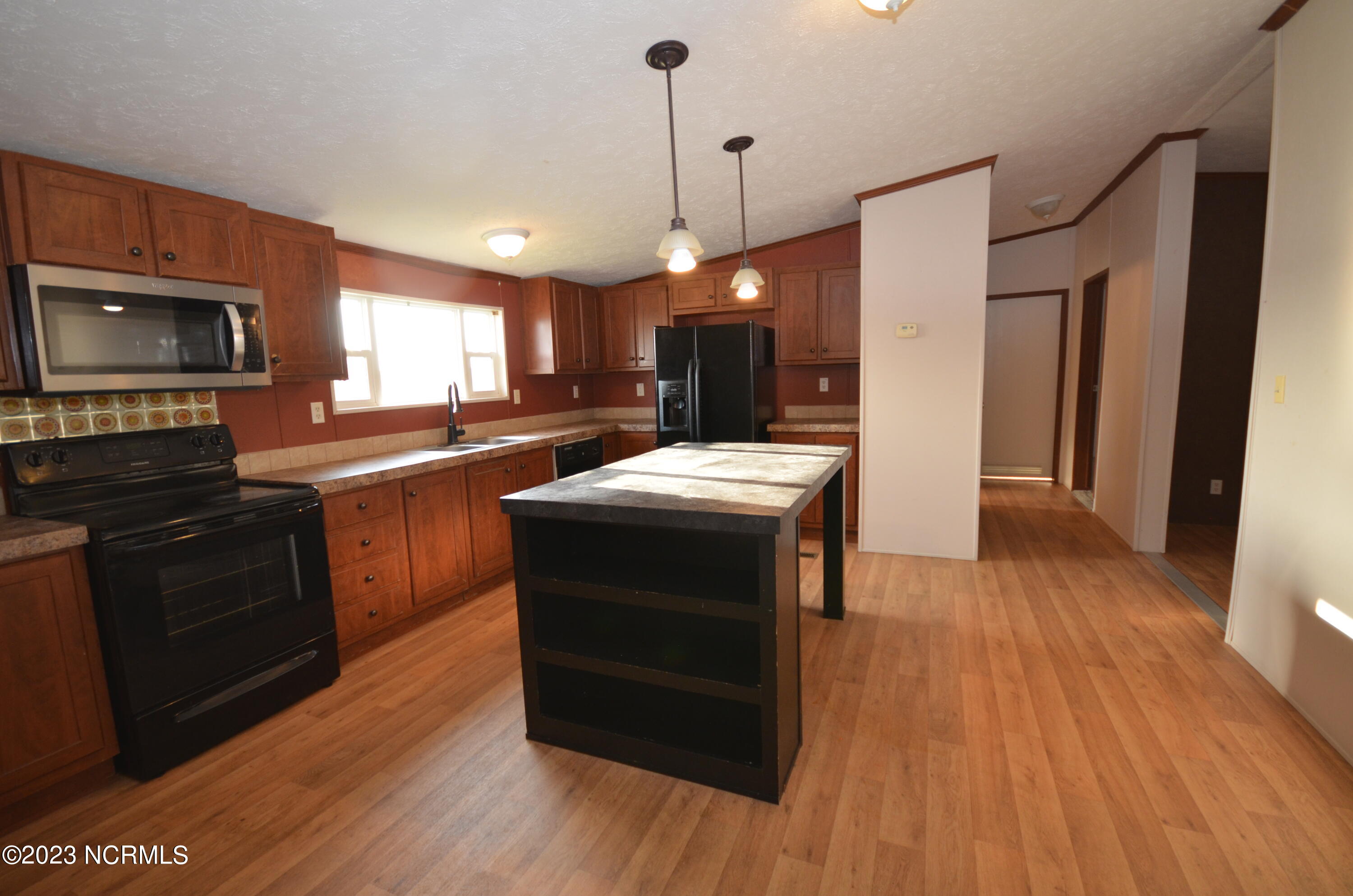 301 Country Pointe Road Pikeville, NC 27863 - Photo 7 of 28 DSC_0644