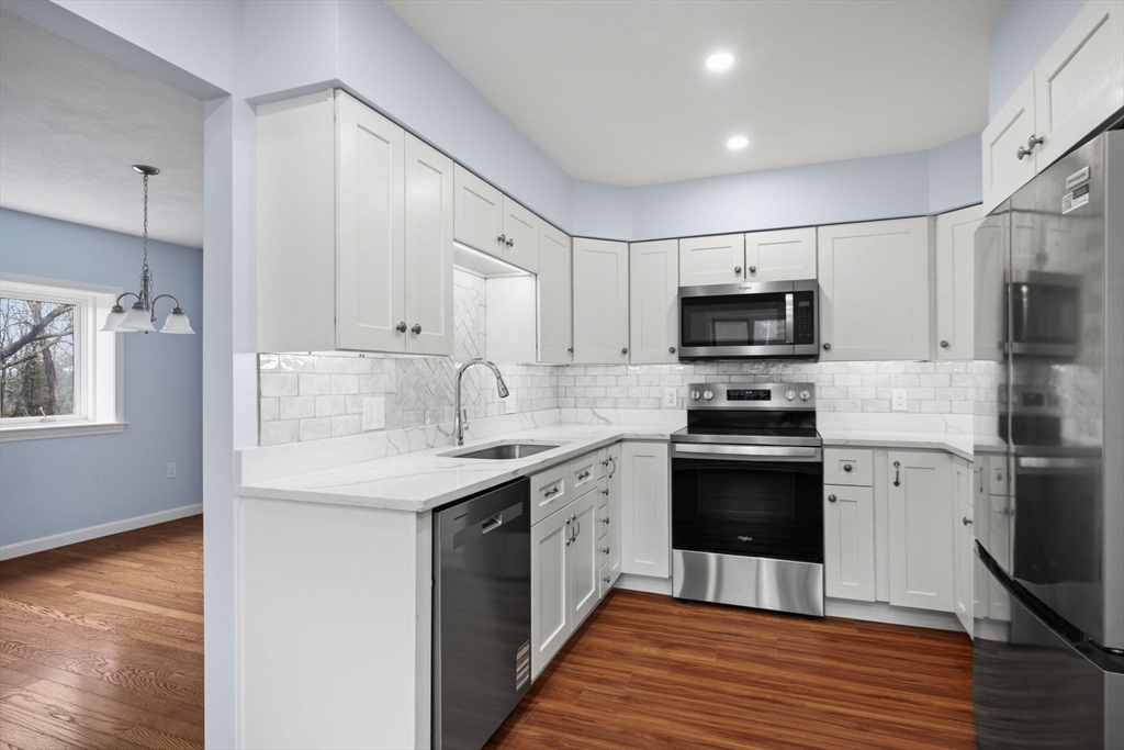 20 Blacksmith Way Saugus, MA 01906 - Photo 11 of 42