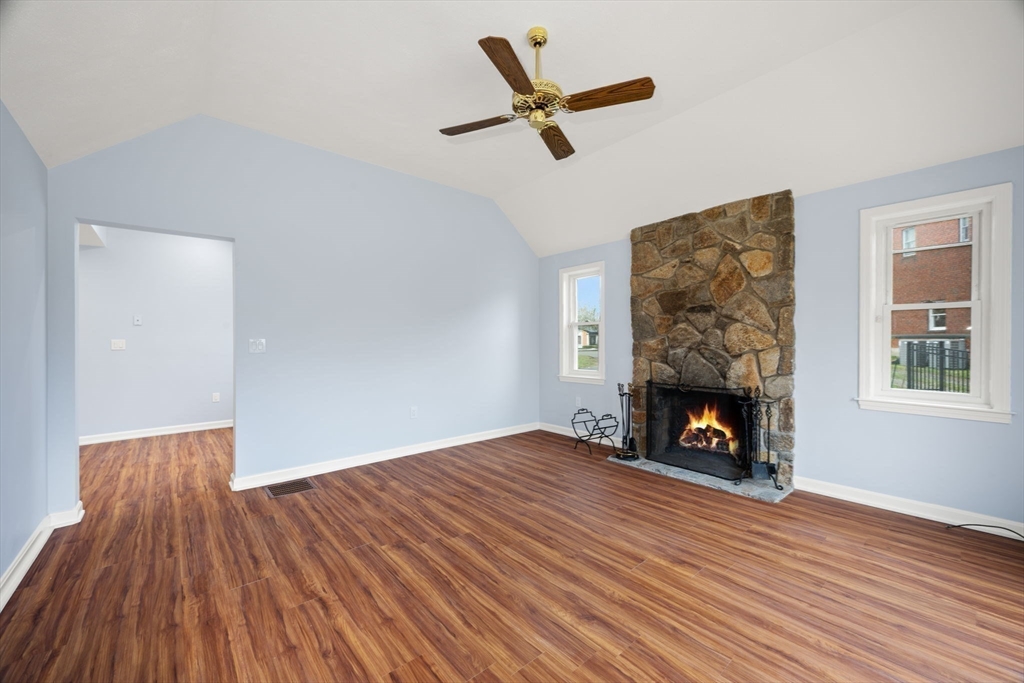 20 Blacksmith Way Saugus, MA 01906 - Photo 16 of 42