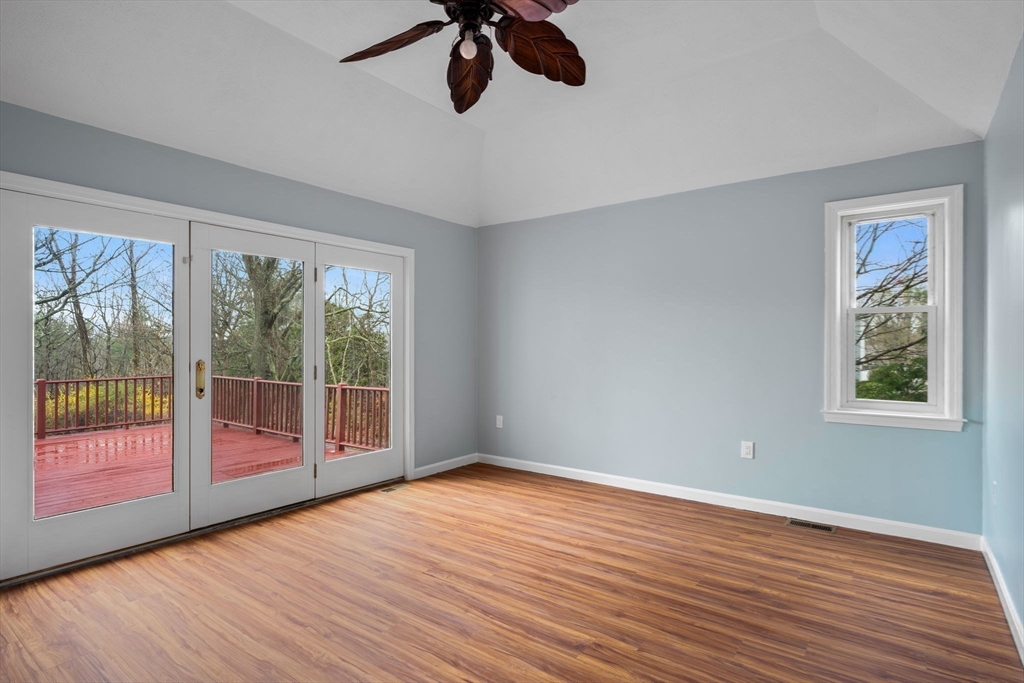 20 Blacksmith Way Saugus, MA 01906 - Photo 18 of 42