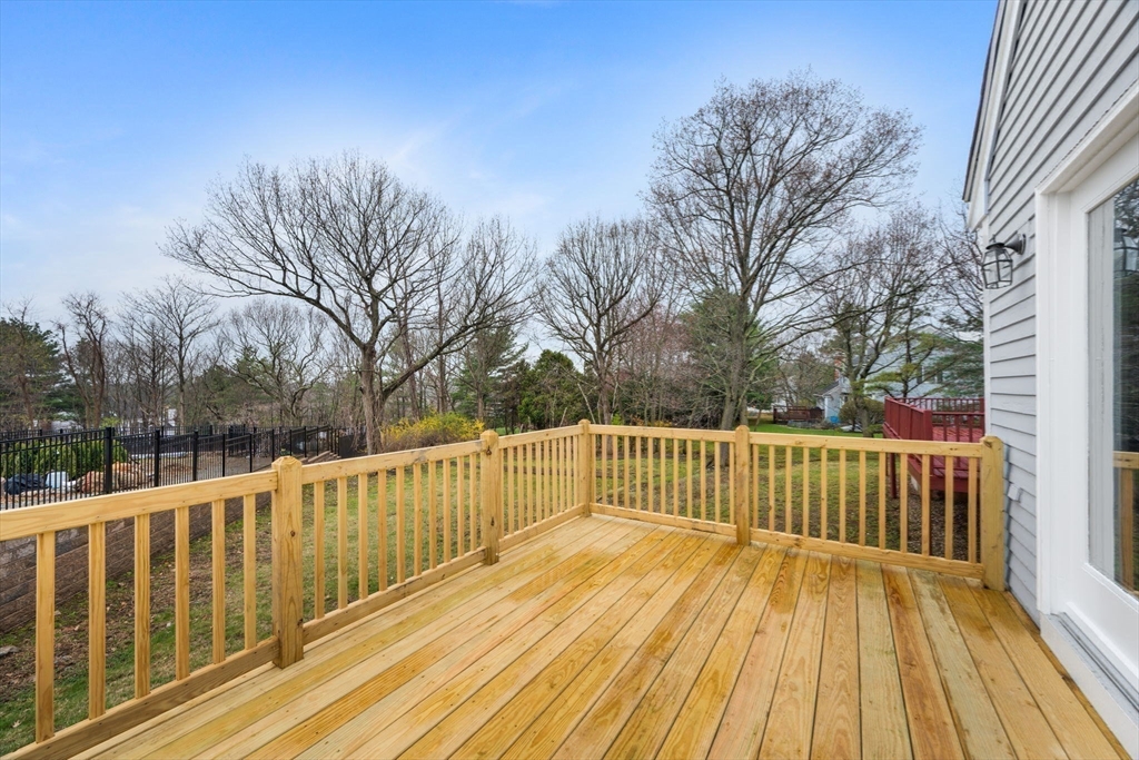 20 Blacksmith Way Saugus, MA 01906 - Photo 38 of 42