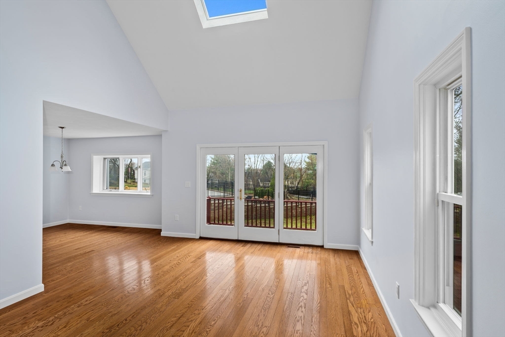 20 Blacksmith Way Saugus, MA 01906 - Photo 7 of 42