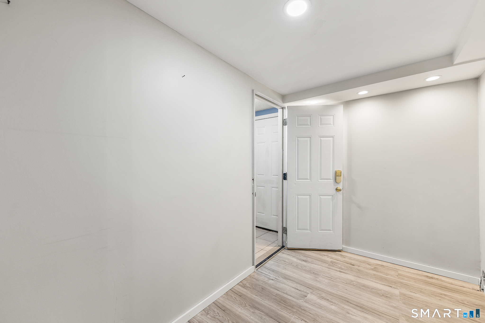 45 East Gate Road Danbury, CT 06811 - Photo 33 of 39