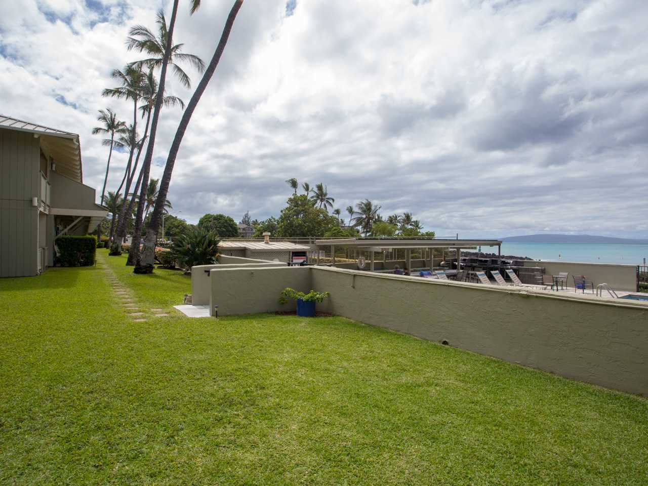 2075 South Kihei Road, Unit 113 Kihei, HI 96753 - Photo 16 of 24 a view of a terrace with sky view