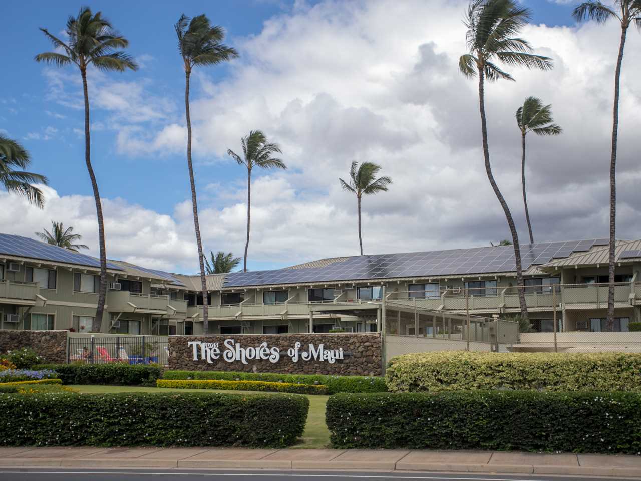 2075 South Kihei Road, Unit 113 Kihei, HI 96753 - Photo 23 of 24 a front view of a building with garden