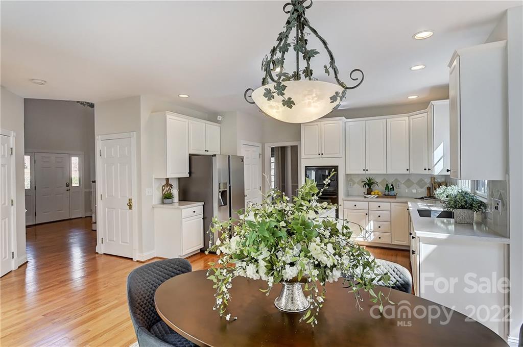 4222 Kronos Place Charlotte, NC 28210 - Photo 14 of 46