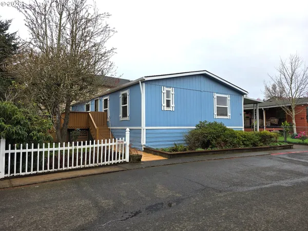 $136,000 | 13115 Southeast Foster Road, Unit 22, Portland, OR 97236