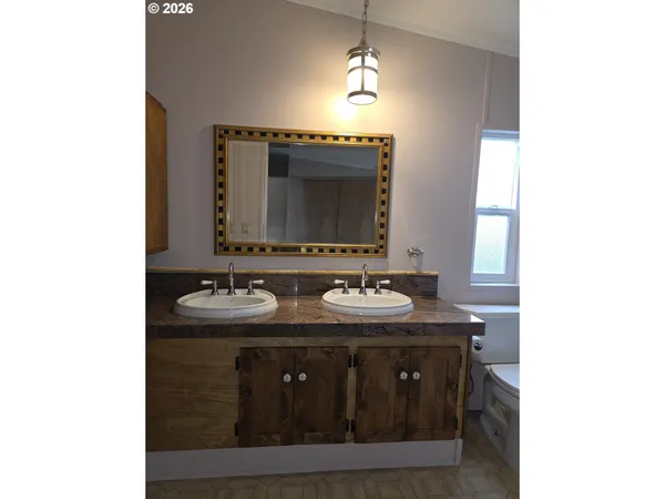 $136,000 | 13115 Southeast Foster Road, Unit 22, Portland, OR 97236