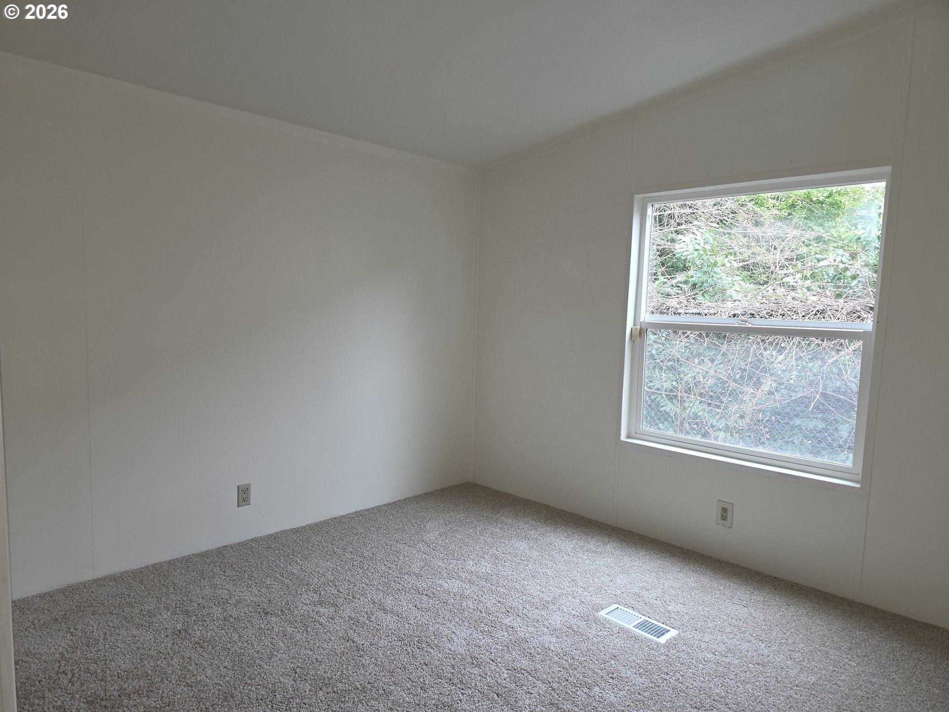 13115 Southeast Foster Road, Unit 22 Portland, OR 97236 - Photo 33 of 42