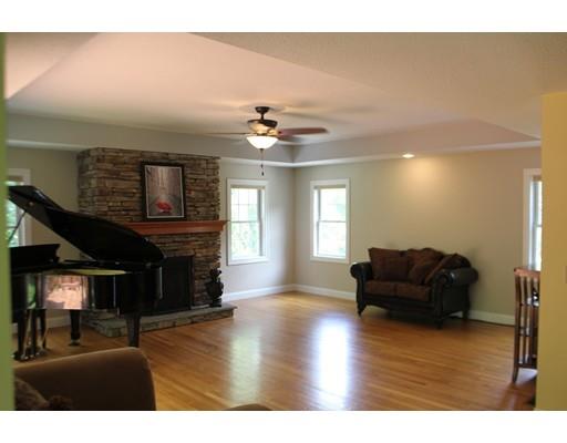 91 Will Palmer Road Southwick, MA 01077 - Photo 10 of 30 Gallery Image 10