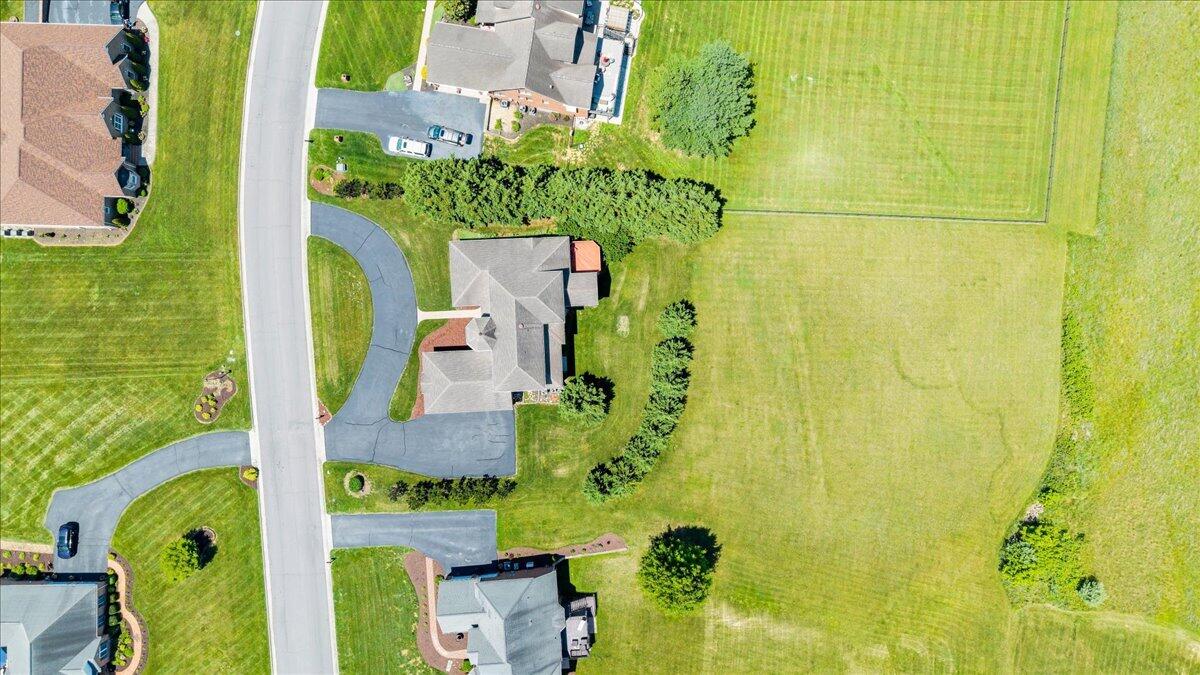 625 Frontier Way Fincastle, VA 24090 - Photo 94 of 105 094-DJI_20260529122705_0313_D