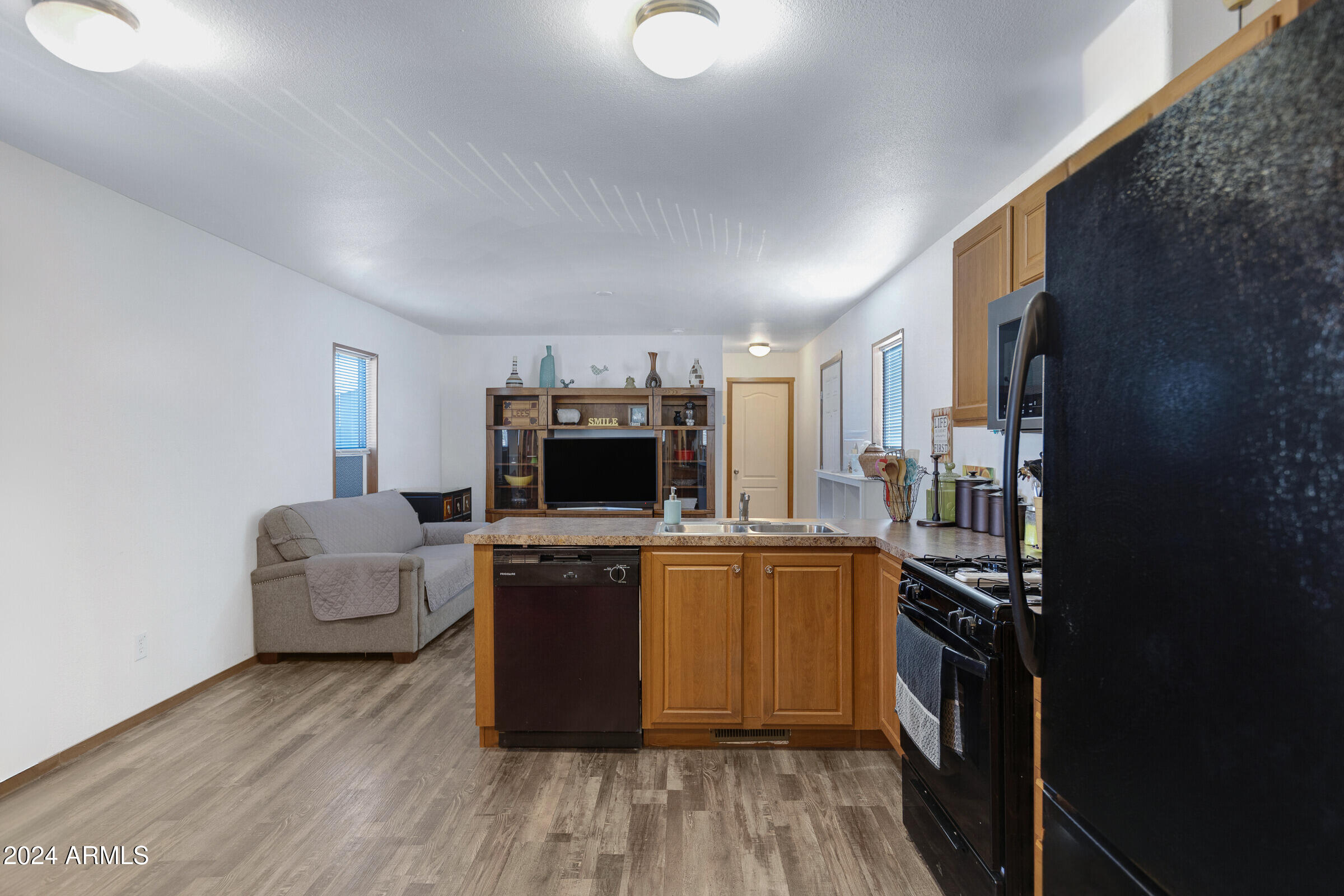 1304 East Bell Road, Unit 79 Phoenix, AZ 85022 - Photo 2 of 10 7d67a084-2573-4e43-b128-95de26ede5a1