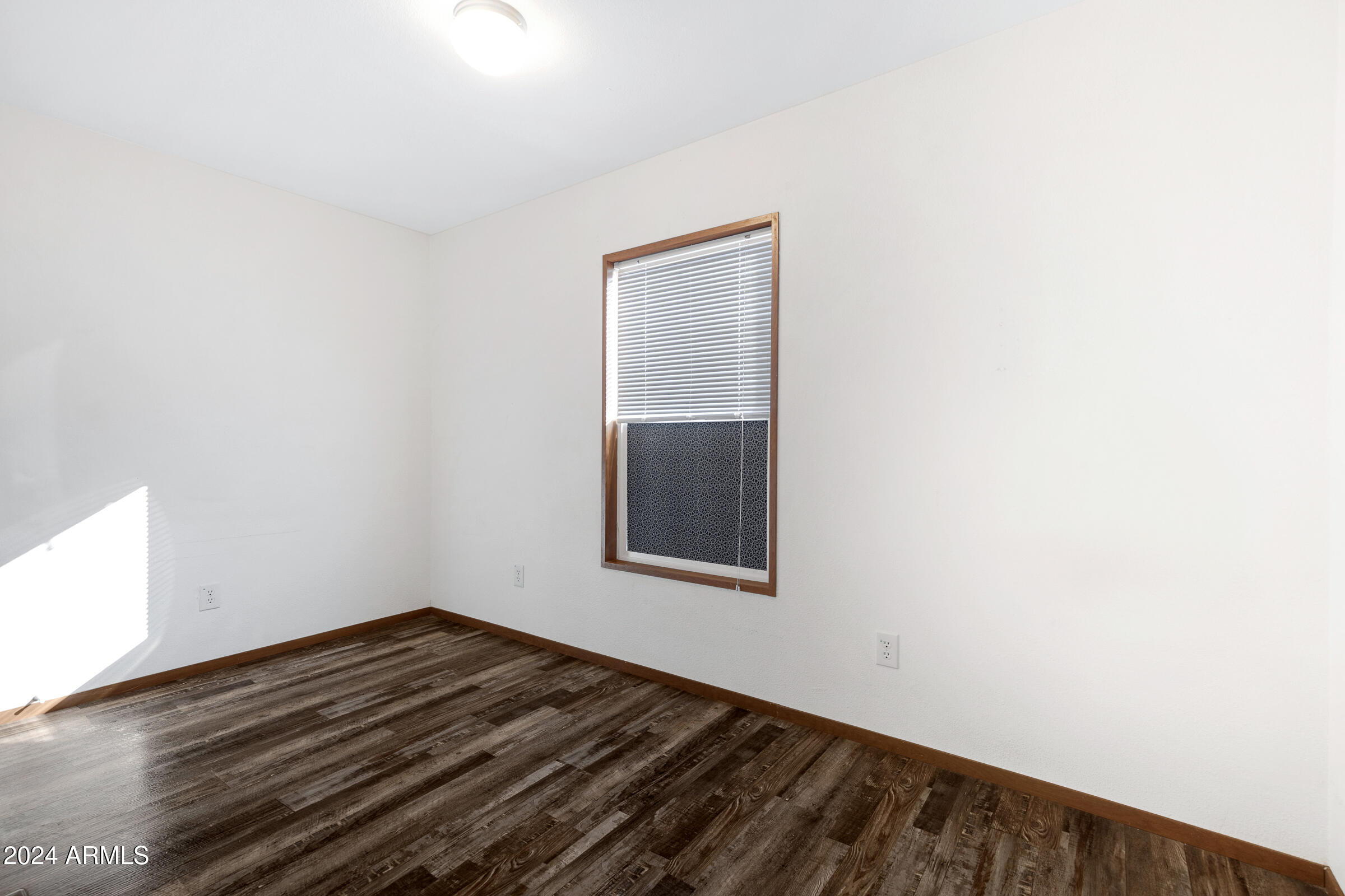 1304 East Bell Road, Unit 79 Phoenix, AZ 85022 - Photo 8 of 10 1304 E Bell Rd #79-13