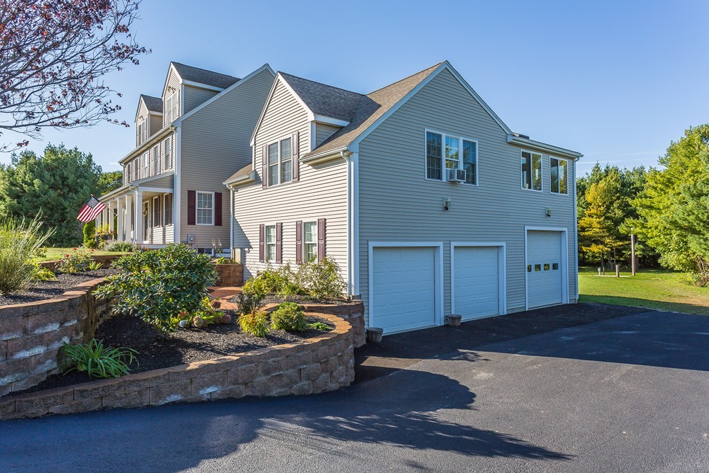 130 Chace Road Freetown, MA 02717 - Photo 3 of 30 Gallery Image 3