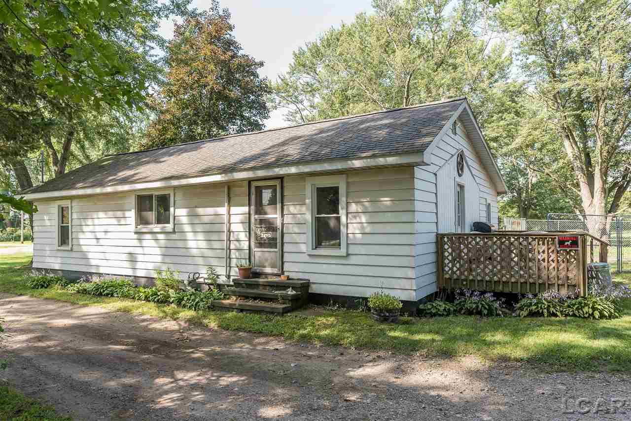 2902 East Carleton Road Adrian, MI 49221 - Photo 25 of 36 31358784-24.JPG