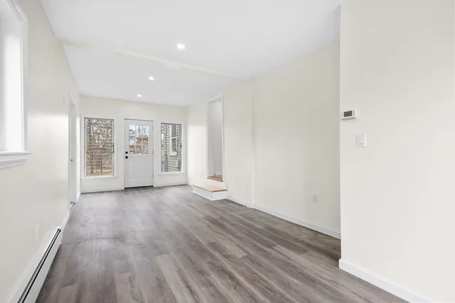 $545,000 | 25 Lakeview Street, Blackstone, MA 01504