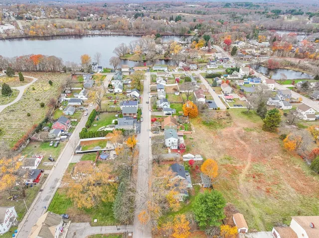 $545,000 | 25 Lakeview Street, Blackstone, MA 01504