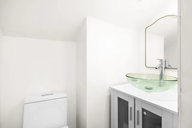 $545,000 | 25 Lakeview Street, Blackstone, MA 01504