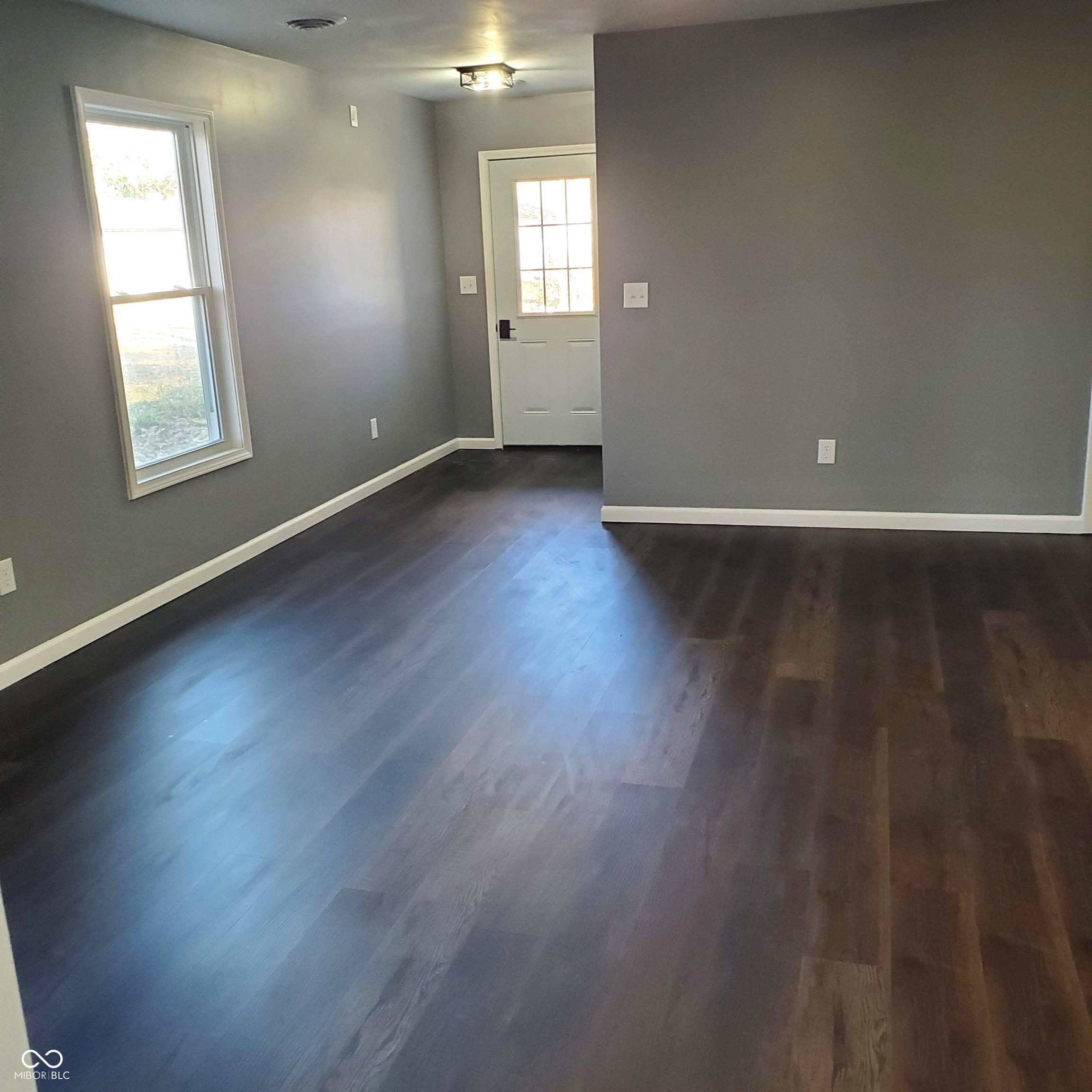 358 South Oak Street Austin, IN 47102 - Photo 14 of 25